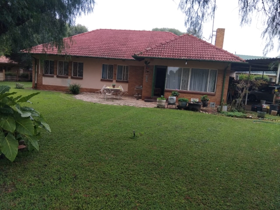 3 Bedroom Property for Sale in Stilfontein Ext 4 North West